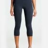 Dona Jo Women's Jo Jo Capri Black