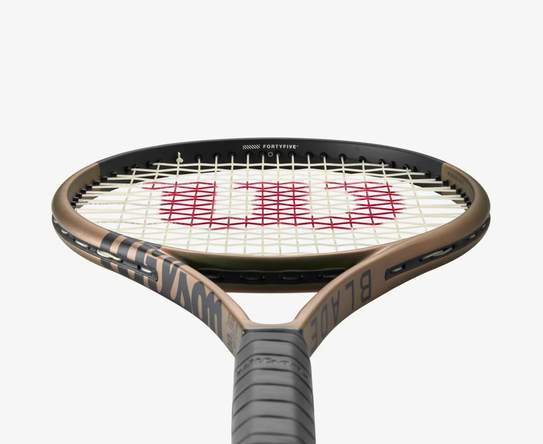 Wilson Blade 100 V8.0 Tennis Racquet 2 Wilson Blade 100 V8.0 Tennis Racquet - Image 2
