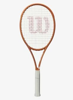 Wilson Roland Garros Blade 98 18x20 V8 Tennis Racquet